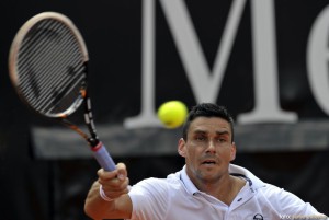 Hanescu eliminat in primul tur al turneului de la Tokyo