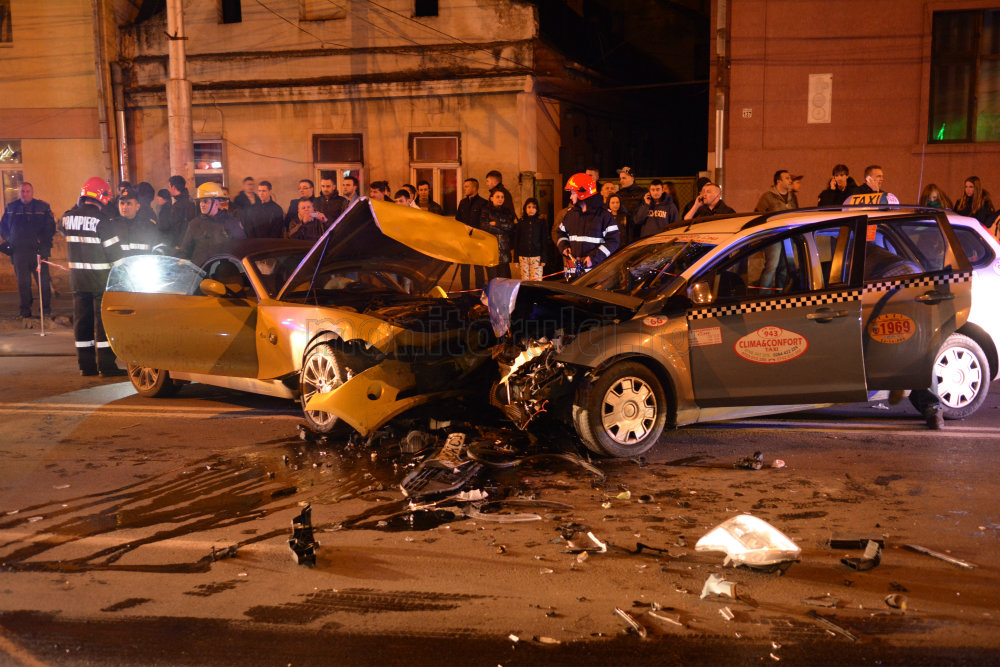 accident motilor bmw si taxi 4_2