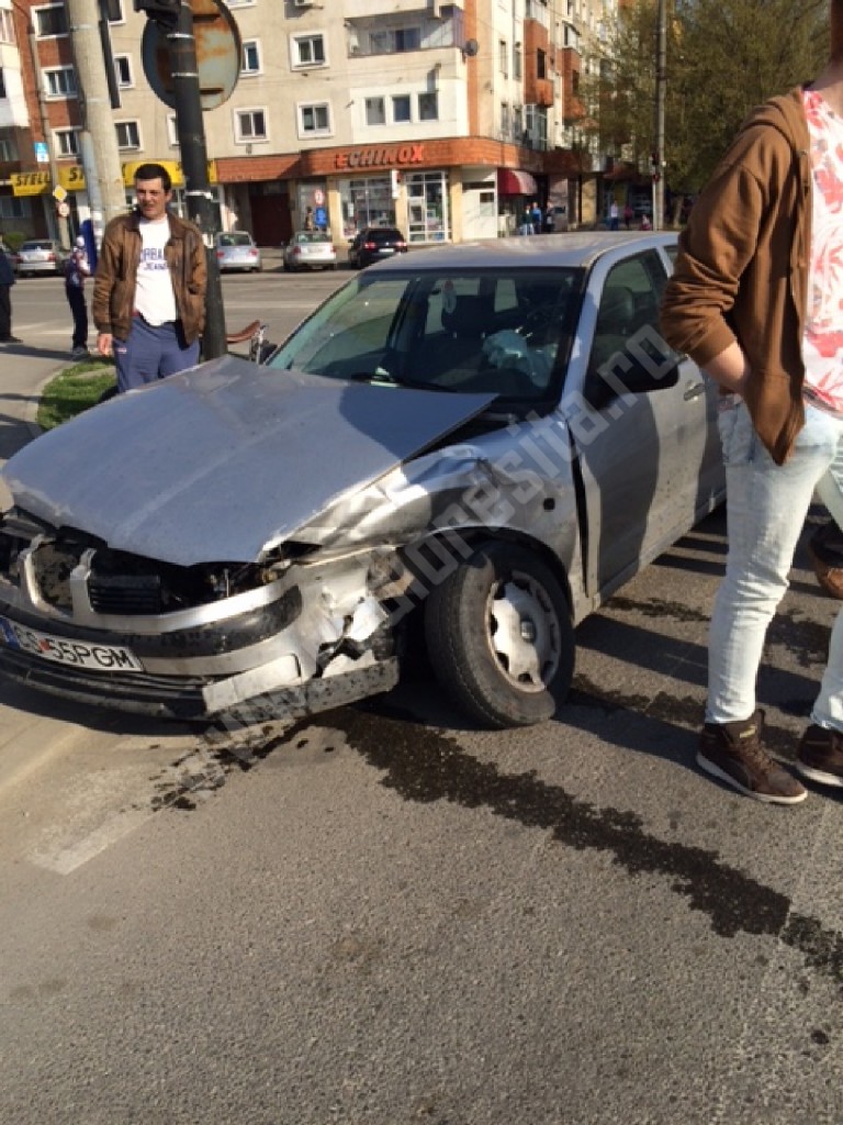 accident Kaufland Resita (3)