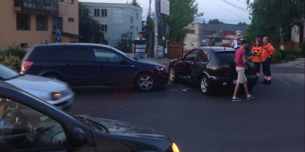 ACCIDENT-GIRATORIU-AGIP-PITESTI-1-995x498