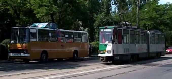 tramvaie-vs-autobuze