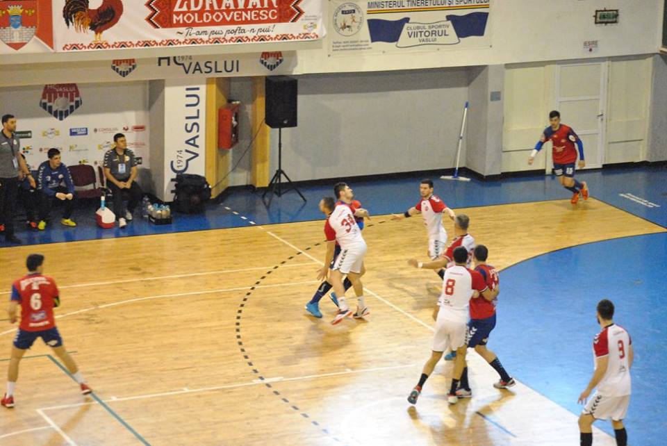HC Vaslui-HC Adrian Petrea 28-13, etapa 15
