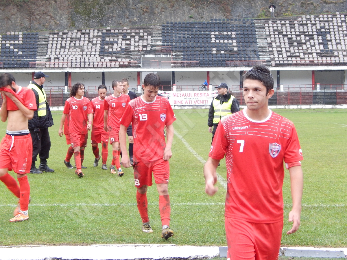 Metalul cu juniori-CSM Rm Valcea (1)
