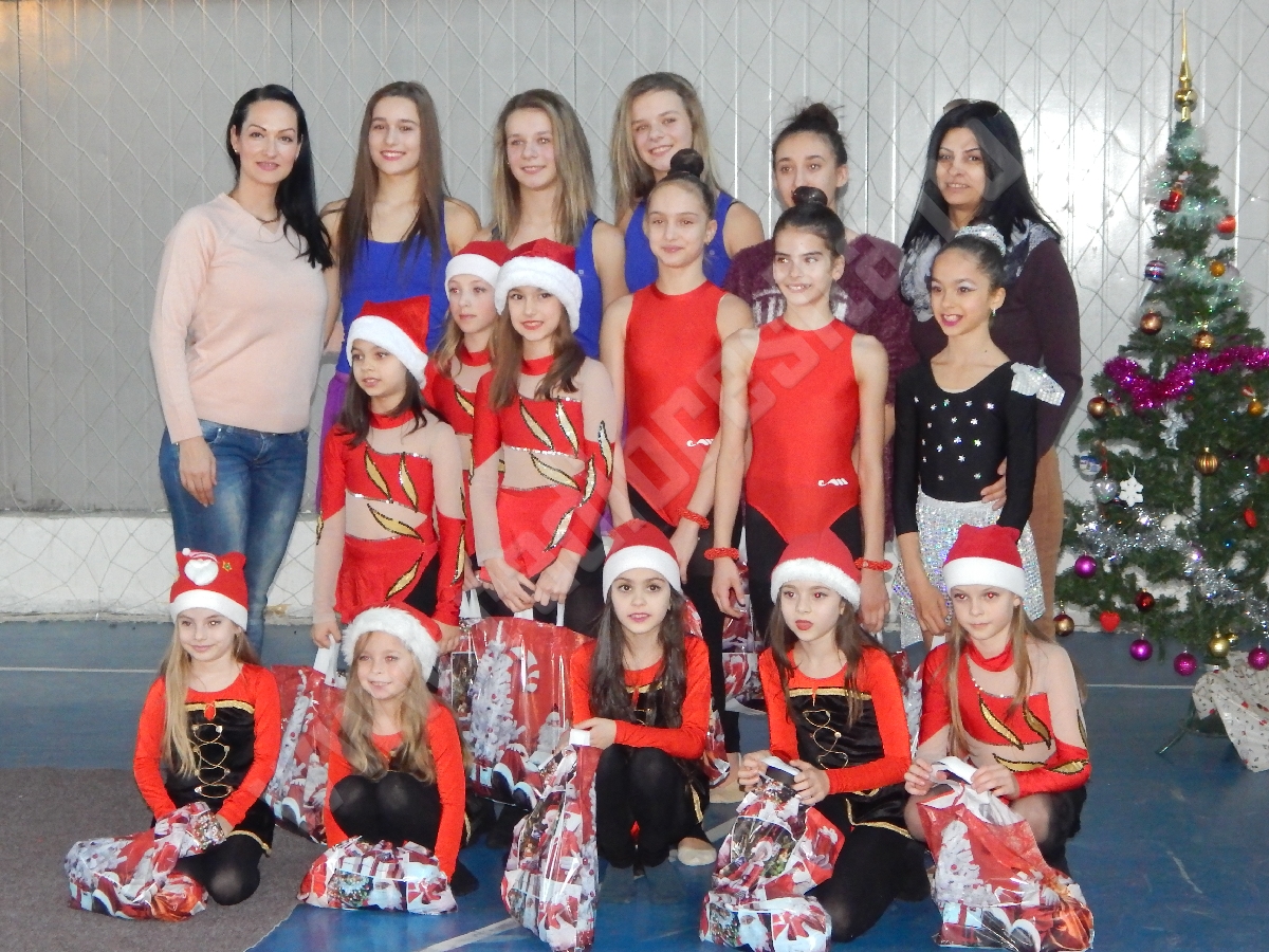 gimnastica ritmica serbare decembrie (51)