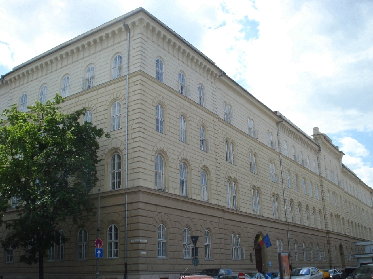 palatul dicasterial