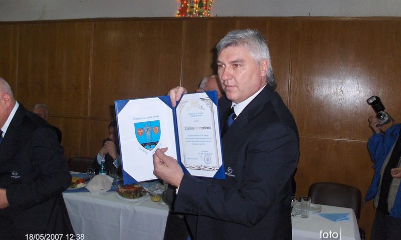 [AUDIO] Antrenorul Aihan Omer se pregăteşte pentru obţinerea diplomei de Master Coach