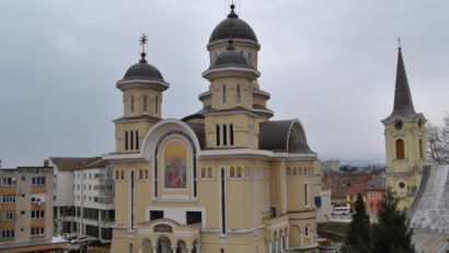 [AUDIO] Şi Episcopia Caransebeşului a instituit măsuri specifice în bisericile din eparhie