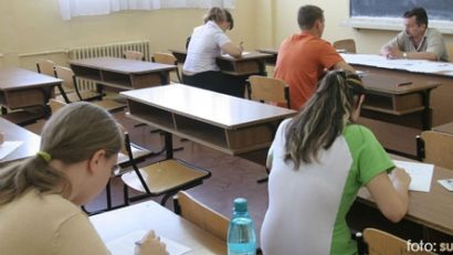 [AUDIO] Ultima șansă pentru elevii de clasa a XII-a. Astăzi au început examenele de corigență