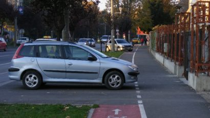 Biciclete cu 4 roţi sau indolenţă?