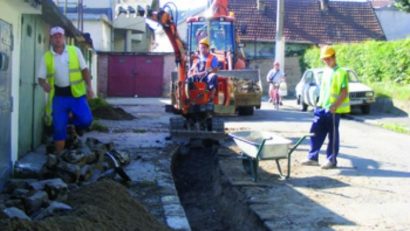 Strada Corbului este închisă pentru reparaţii