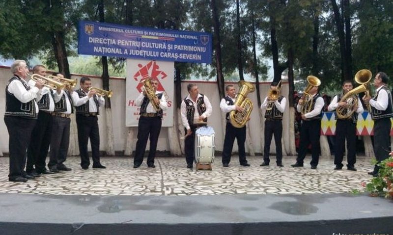 Fanfara din Lăpuşnicul Mare la Festivalul „Tarafuri şi fanfare” de la Muzeul Satului