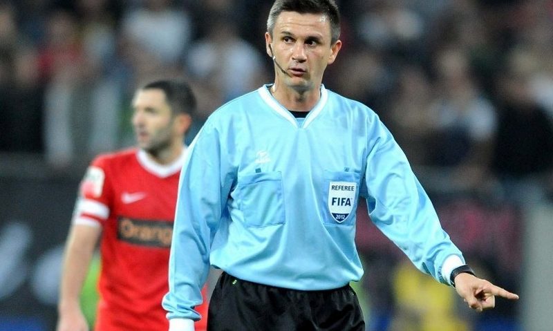 Cristian Balaj va arbitra meciul dintre SC Freiburg şi Slovan Liberec, în grupele Europa League