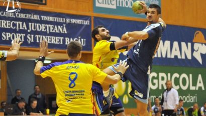 În Liga Naţională de handbal masculin, Ştiinţa Bacău a reuşit un rezultat de egalitate în faţa campioanei HCM Constanţa