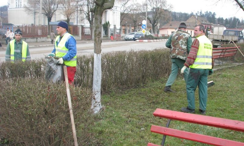 Începe „Curăţenia de primăvară” la Arad