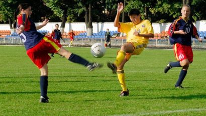 România debutează vineri în preliminariile Cupei Mondiale de fotbal feminin, ediţia 2015