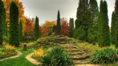 Porţi deschise la grădina botanică