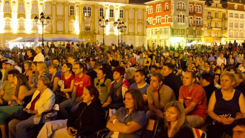 Caravana TIFF scoate cinefilii în oraş