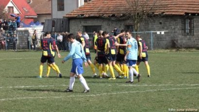 Restanță în Liga a 4-a de fotbal Caraș-Severin: AS Berzasca- Metalul Oțelu Roșu 1-0