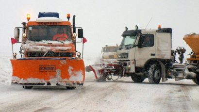 [AUDIO] Pe drumurile montane din Caraş-Severin, se circulă în condiţii de iarnă