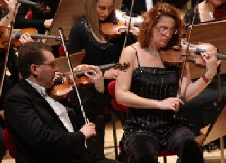 Orchestrele şi Corurile Radio. O istorie de 85 de ani în şapte emisiuni la Radio România Cultural