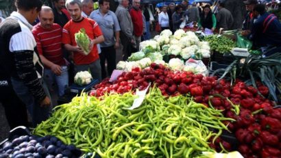 Târgurile de toamnă debutează în Banatul de Munte cu roade din producţia autohtonă