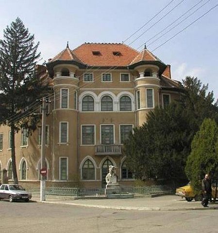 Investiţii la liceul Traian Doda din municipiul Caransebeş