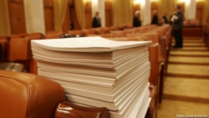 [AUDIO] Bugetele instituţiilor statului şi ale ministerelor au fost aprobate, majoritatea în forma propusă de guvern