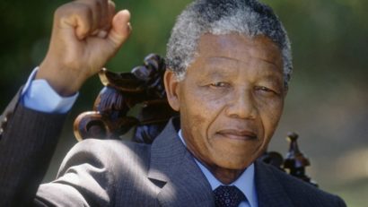 Pregătirea ceremoniilor în memoria lui Nelson Mandela