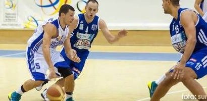 Jucătorul echipei masculine de baschet BC Timișoara, Zlatko Jovanovic, marcator și pasator