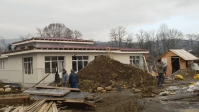 Investiţii de peste 300.000 de lei în învăţământul din comuna Zăvoi