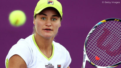 Primele victorii româneşti pe 2014 au fost obținute de Monica Niculescu, în turneul de tenis de la Shenzhen