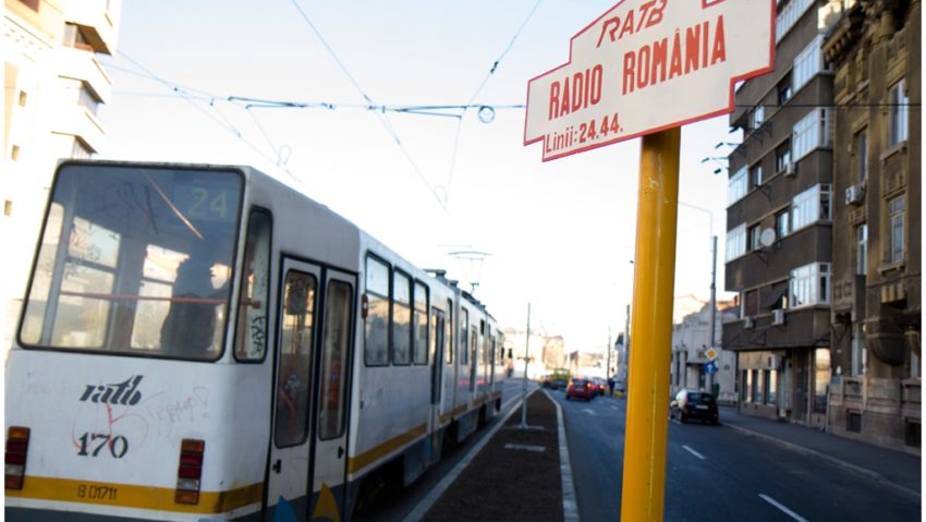 Urmează staţia RATB Radio România!