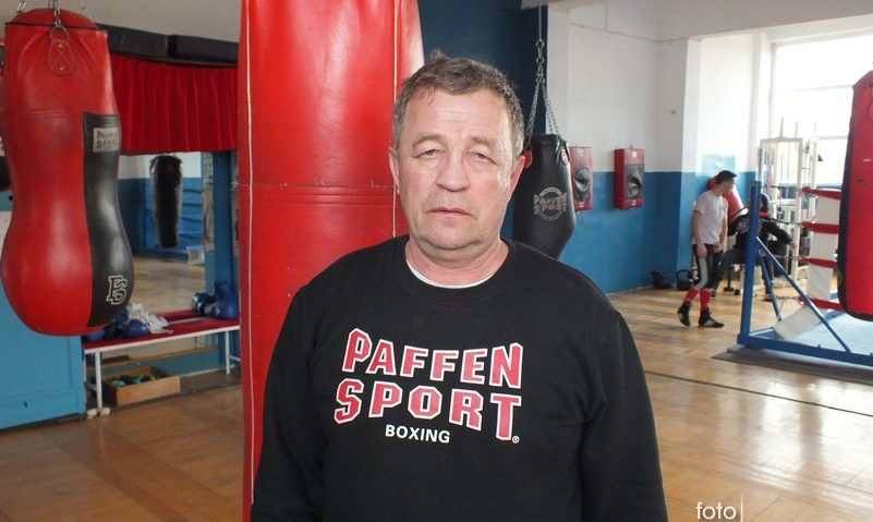 [AUDIO] Pugiliștii de la Centrul Național Olimpic de box al juniorilor de la Reșița pregătesc prima competiție în actuala organizare