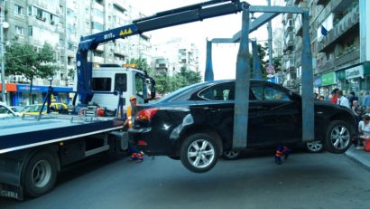 Autovehiculele abandonate pe domeniul public, un obiectiv principal al Poliţiei Locale Reşiţa