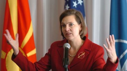 Şi Victoria Nuland încearcă să pună capăt crizei politice de la Kiev