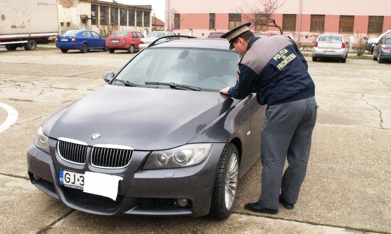 BMW oprit la Porţile de Fier