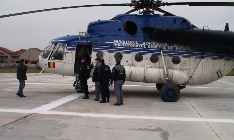 [FOTO] Frontierele cu Serbia sunt supravegheate din elicopter