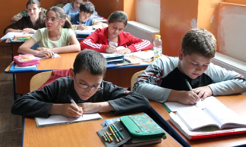 Şcoala 7 din Reşiţa sărbătoreşte Centenarul Marii Uniri