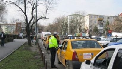 Noi controale şi amenzi pentru taximetrişti