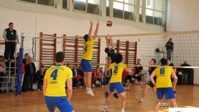 [UPDATE] Banatul Caransebeş s-a calificat în faza a doua a play-off-ul Diviziei A2 de volei masculin