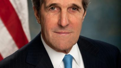 Secretarul de stat american, John Kerry soseşte astăzi la Kiev