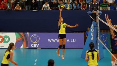 CSM Lugoj întâlneşte pe SCM U Craiova în play-off-ul Diviziei A1 de volei feminin