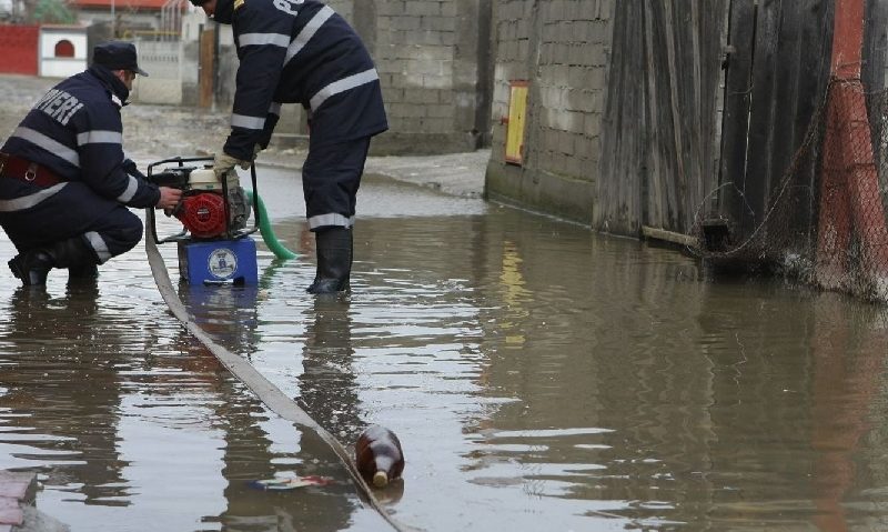 Toate persoanele evacuate în urma inundațiilor din sud-vestul țării au revenit în locuințe