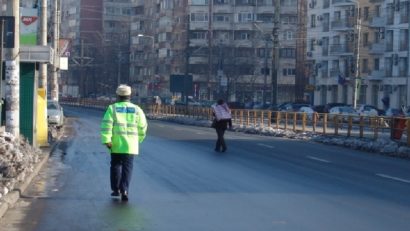 Pietoni sancţionaţi în trafic