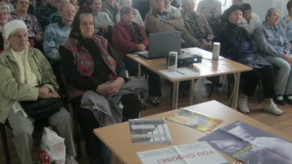 [FOTO] Vârstnicii reşiţeni socializează prin cultură