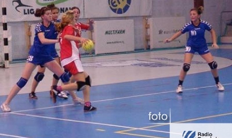 S-a reluat Campionatul Diviziei A de handbal feminin