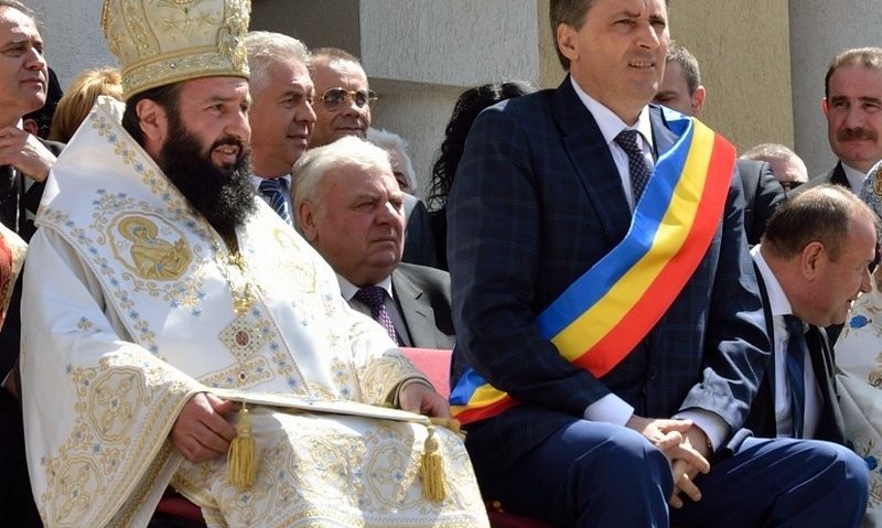 Episcopia Caransebeşului a donat clădirea Bibliotecii Mihail Halici