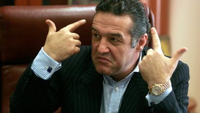 Becali, eliberat condiţionat din închisoare