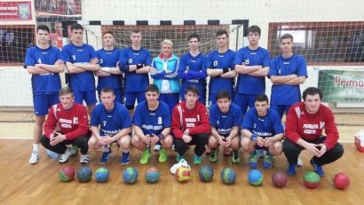 Liceul Teoretic Traian Vuia Reșița s-a calificat la turneul final de handbal al juniorilor II