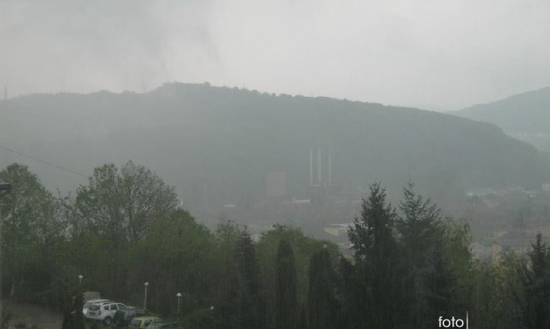 [FOTO] Meteorologii ne ameninţă cu ploi!